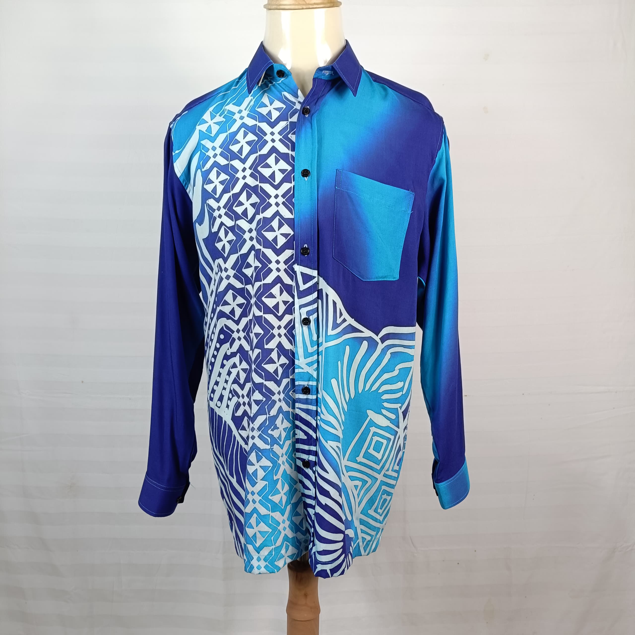 LONG SLEEVE BATIK MEN SHIRT