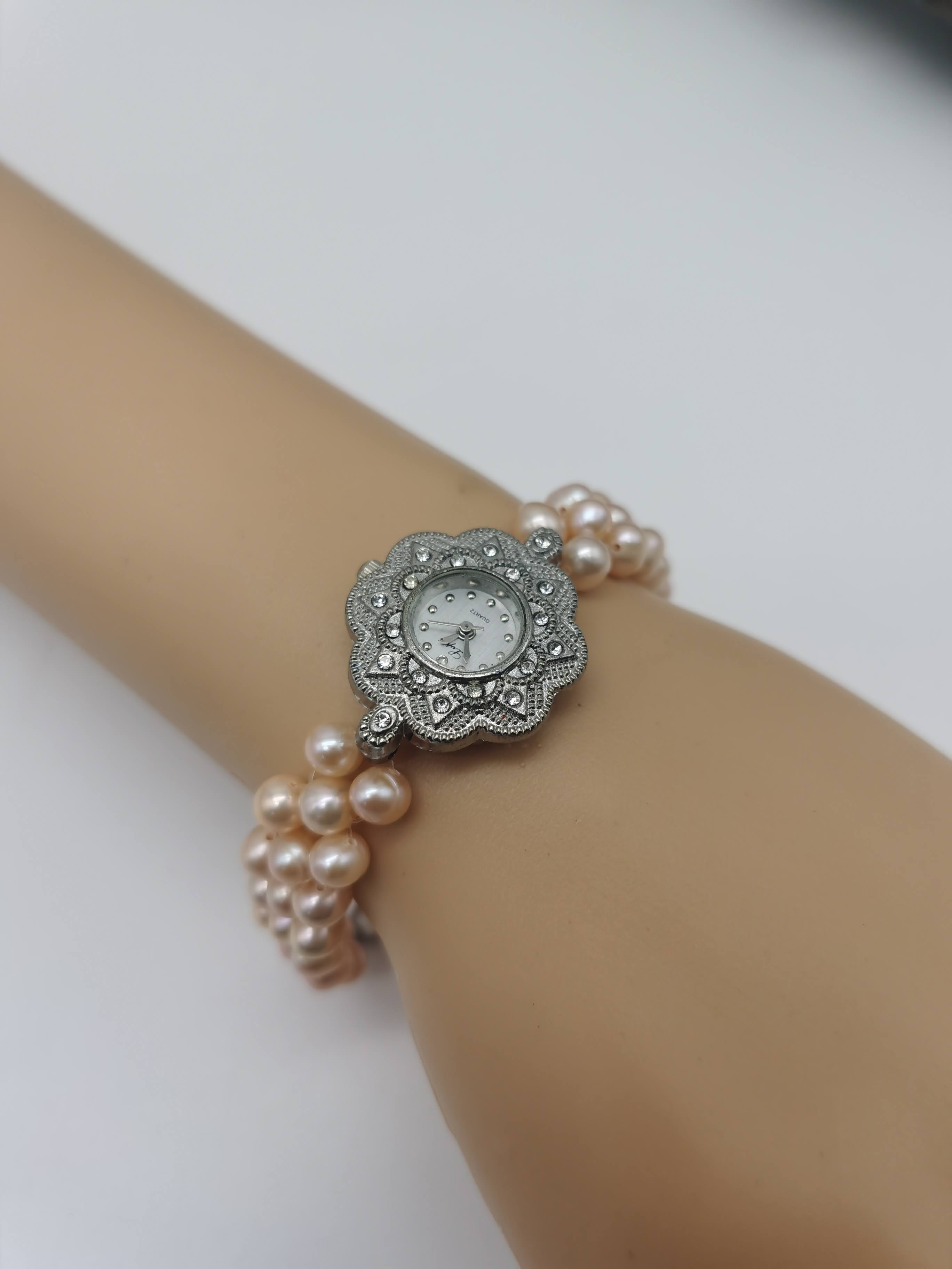 JAM TANGAN WANITA BUNGA BULAT PEACH