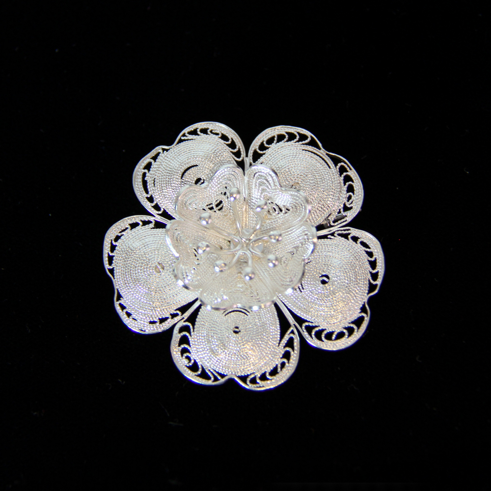 SILVER BROOCH