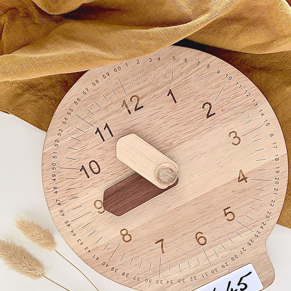 WOODEN LEARNING CLOCK