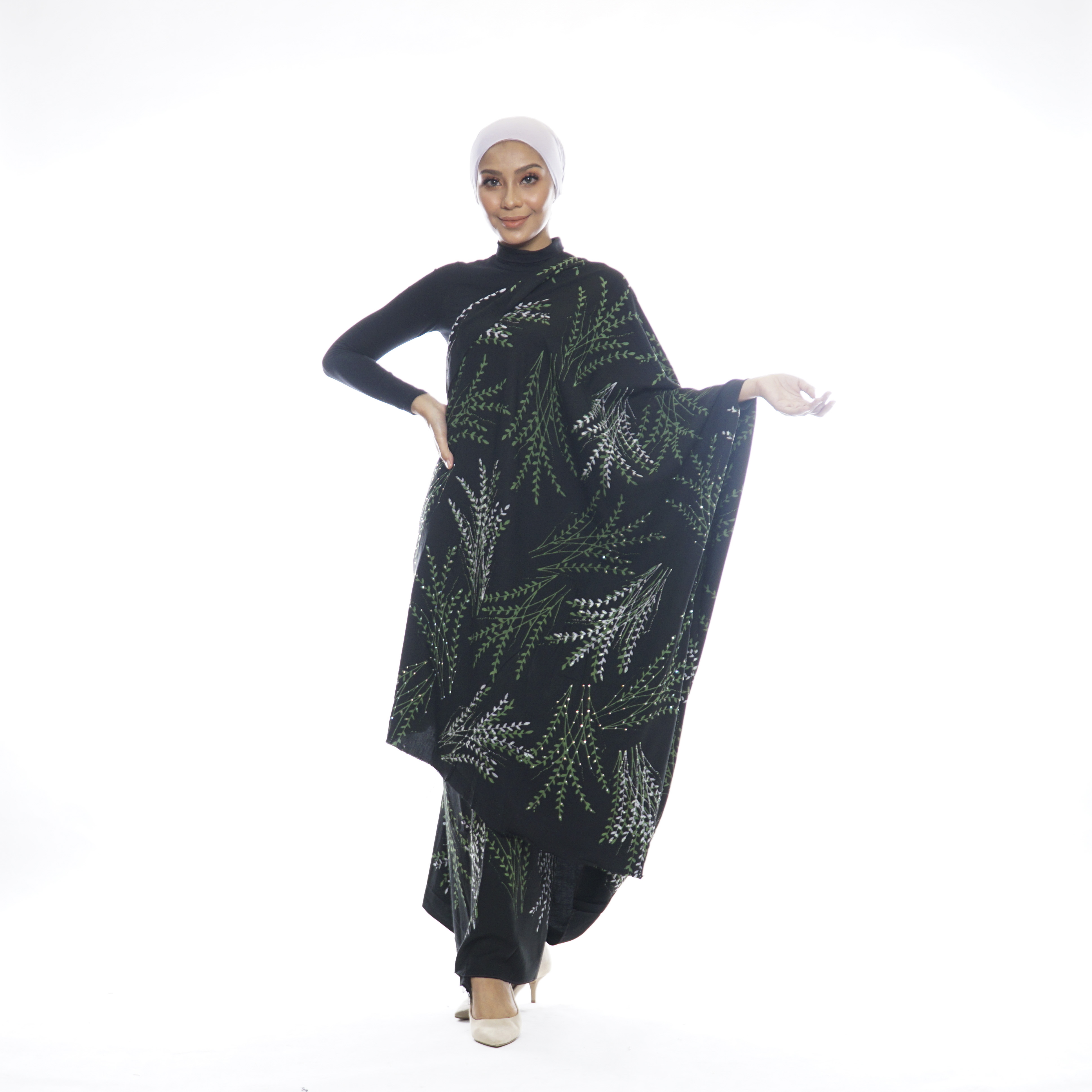 KAIN PASANG (BERMANIK)