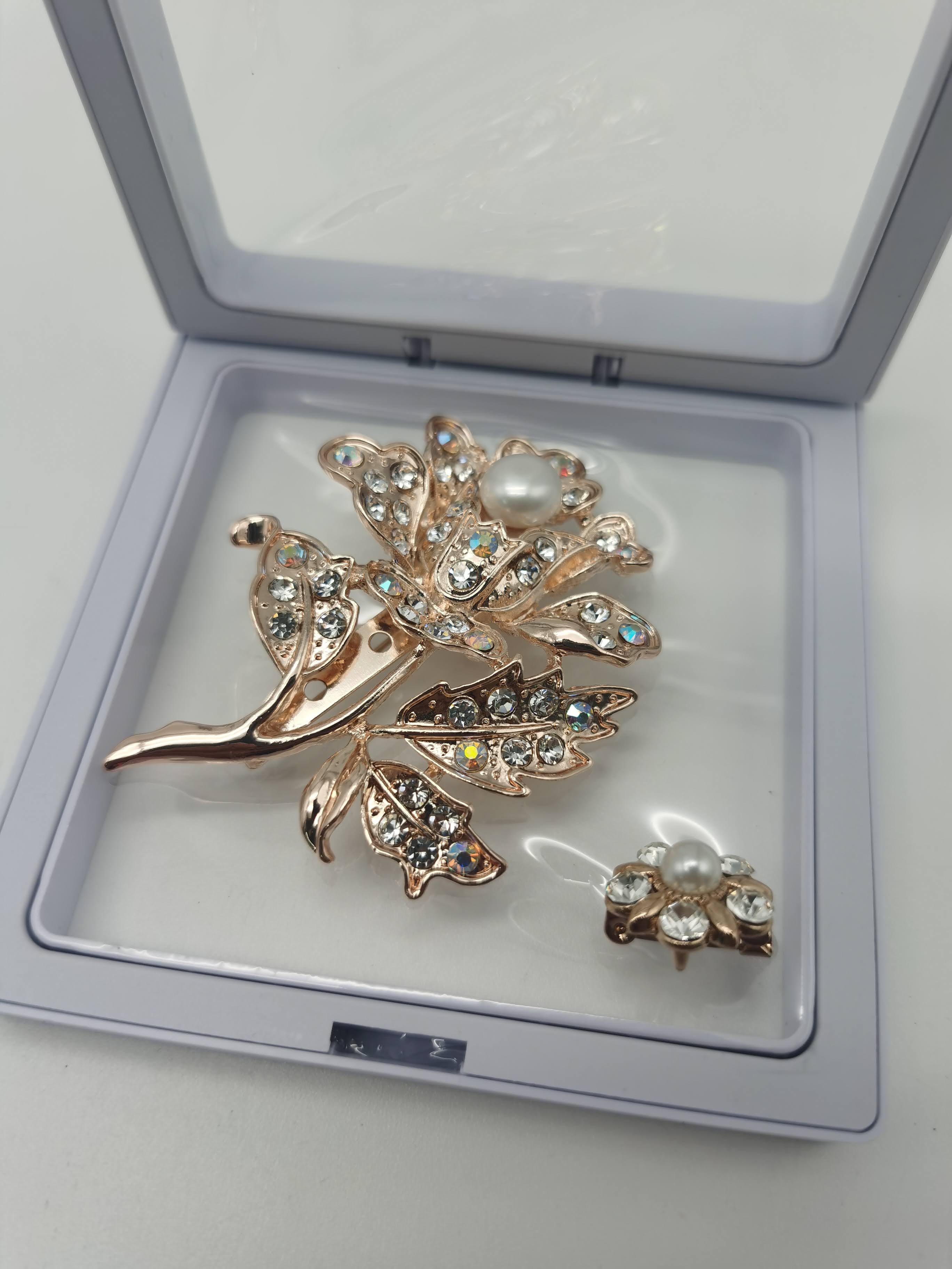 SET PIN WANITA BUNGA ROSE