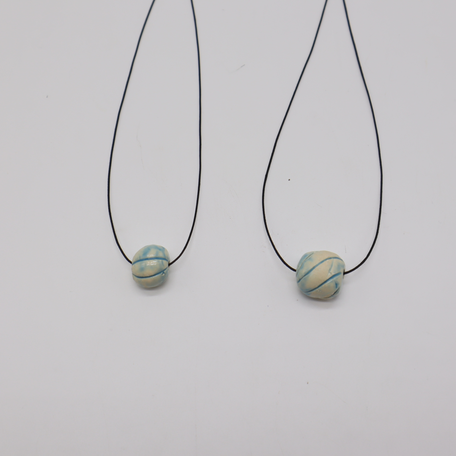 PENDANT NECKLACES SET