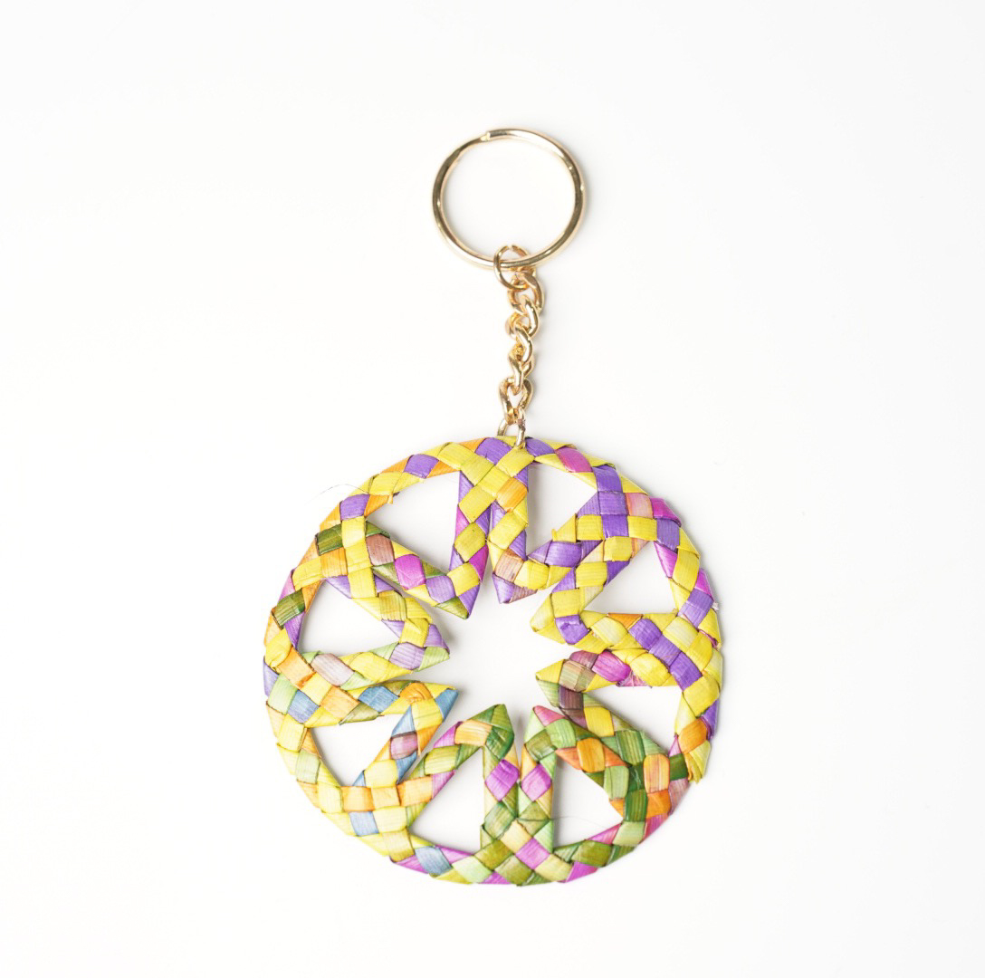 MAH MERI PANDANUS WEAVING KEYCHAIN