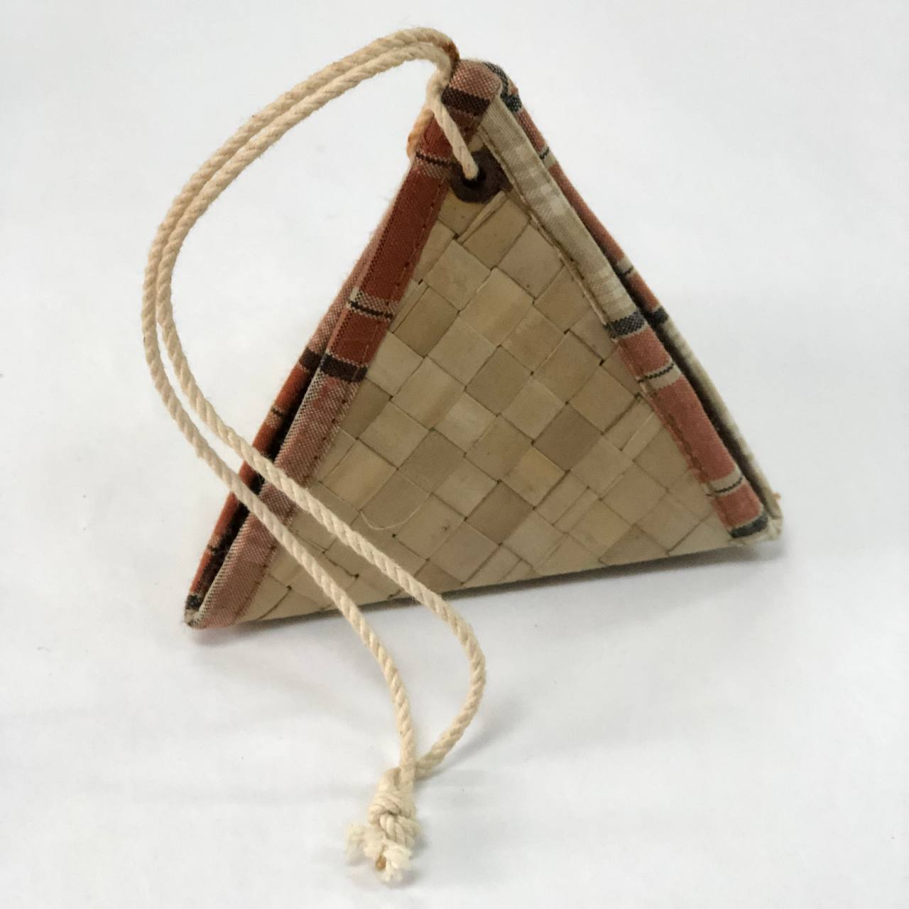 KANDONG TIKAR MENGKUANG