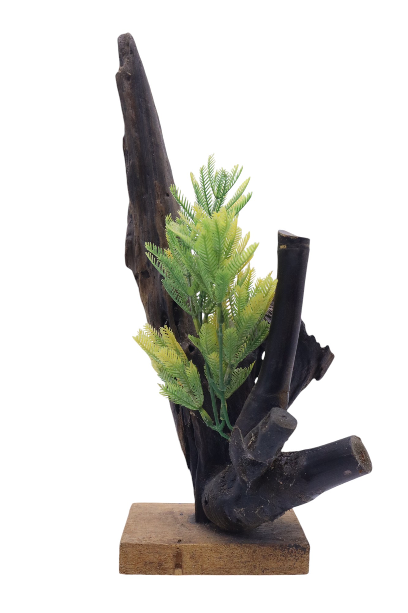 WOOD AND COCONUTSHELL DECO