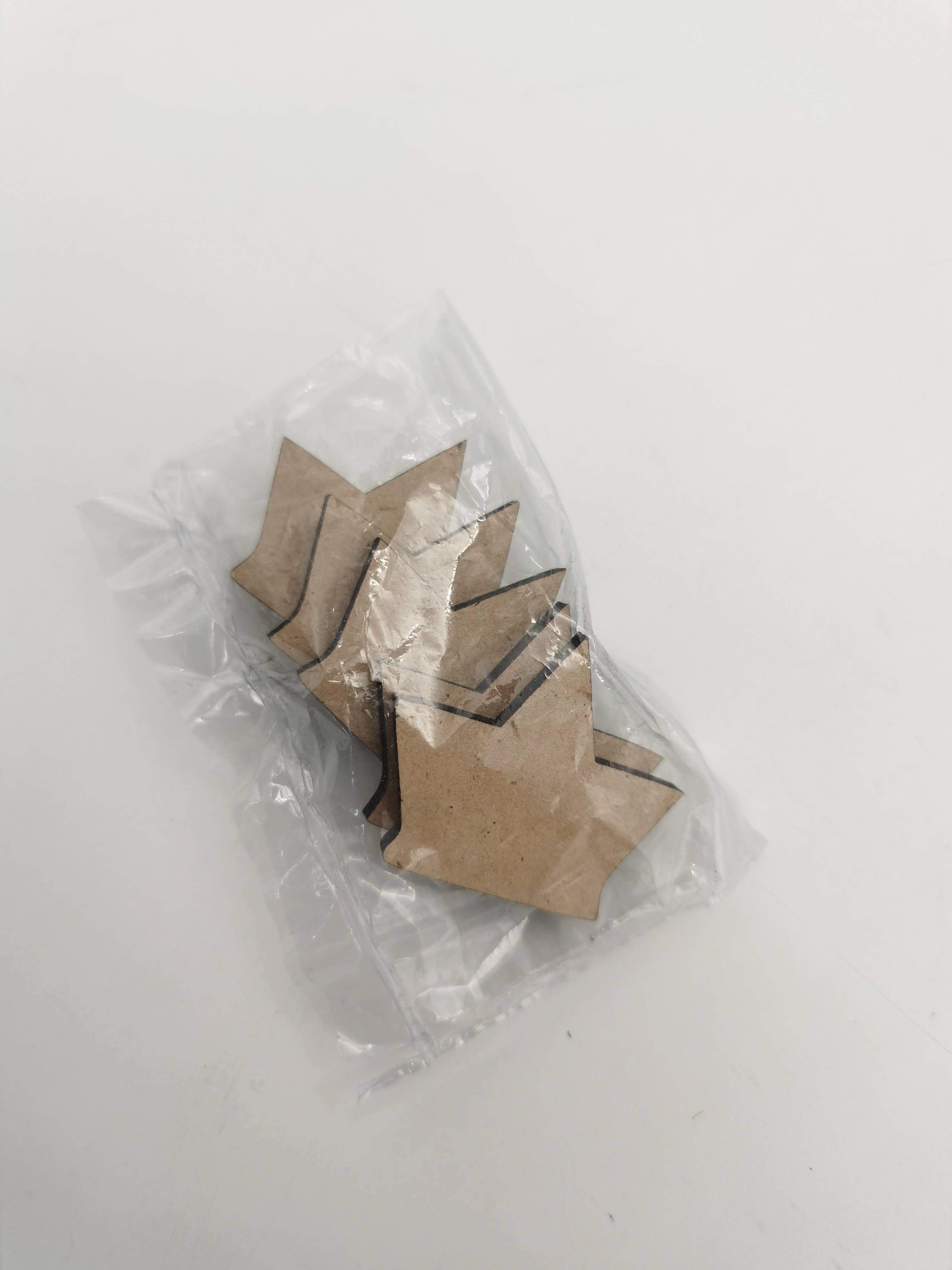 SMALL DECORATION - CROWN S