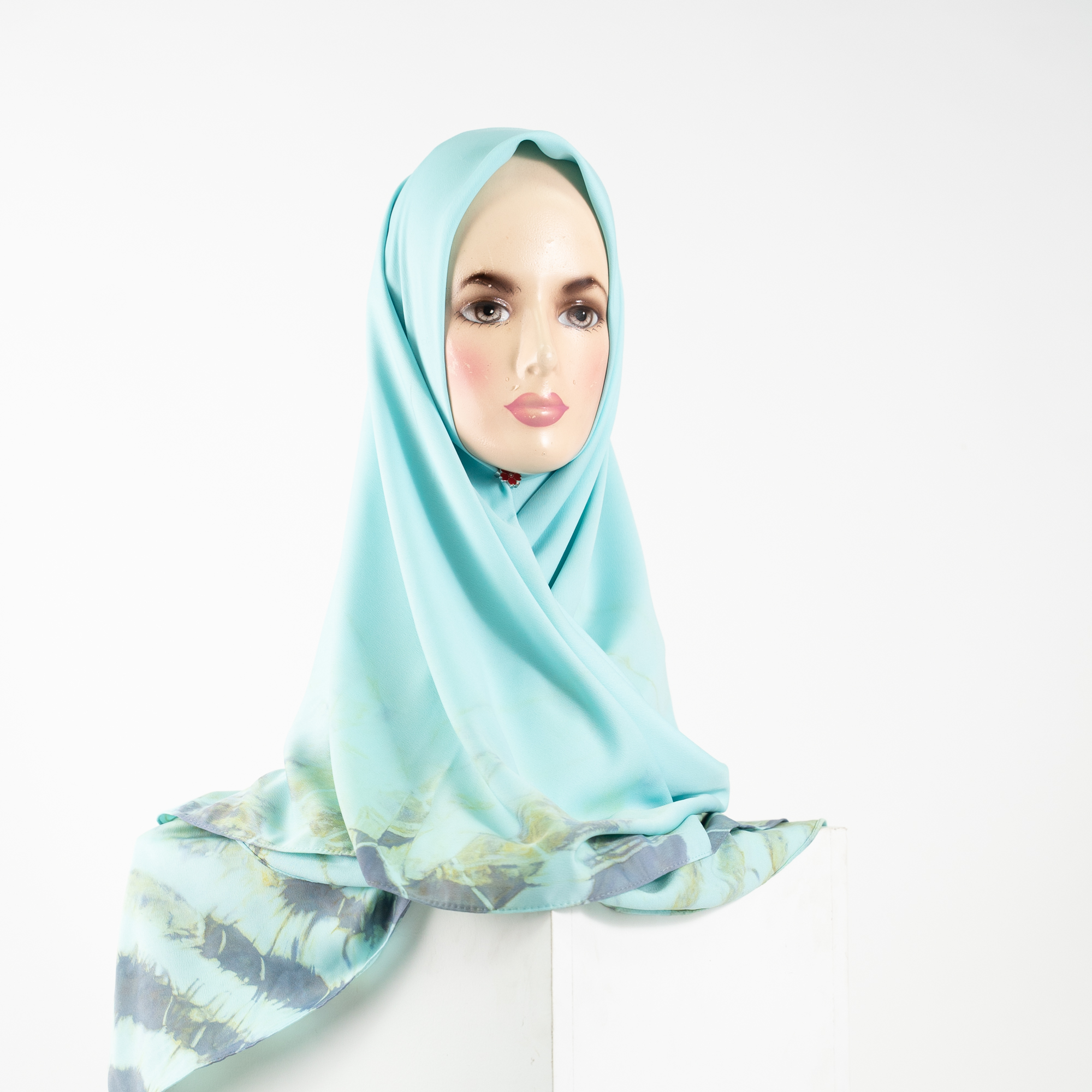 TUDUNG BAWAL