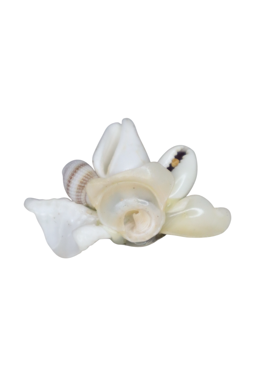 SHELL BROOCH 4