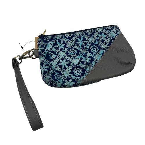 ISSABELLA POUCH