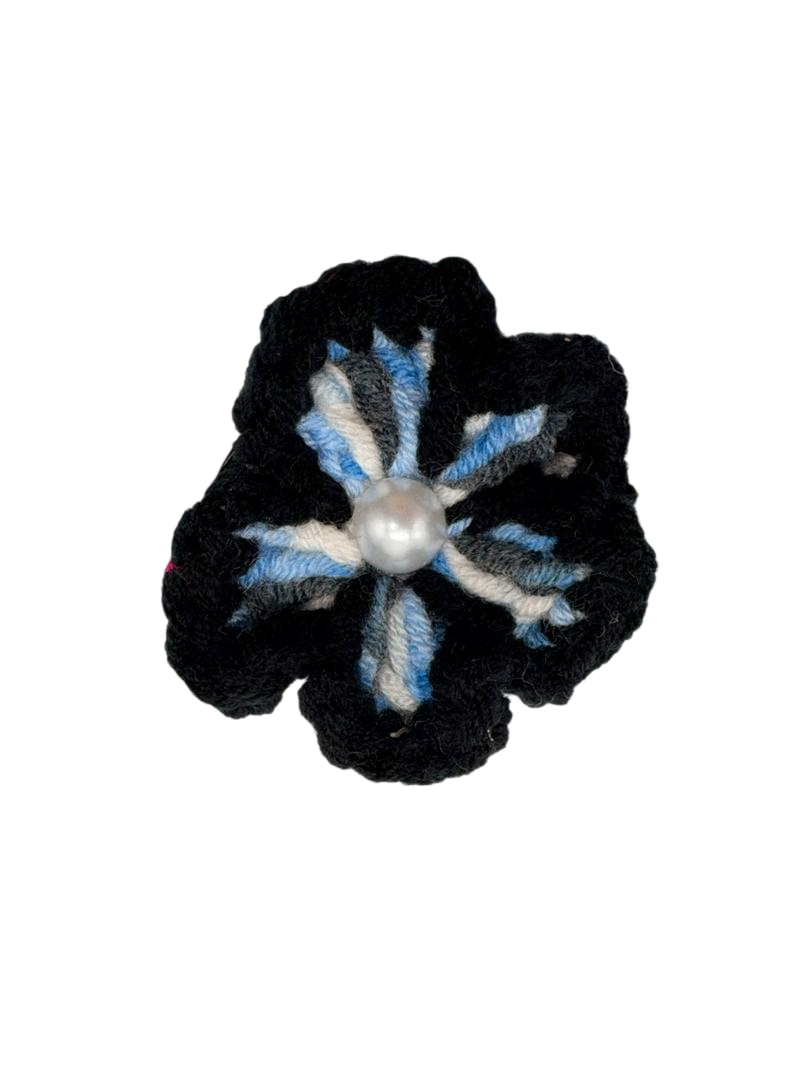 CROCHET BROOCH