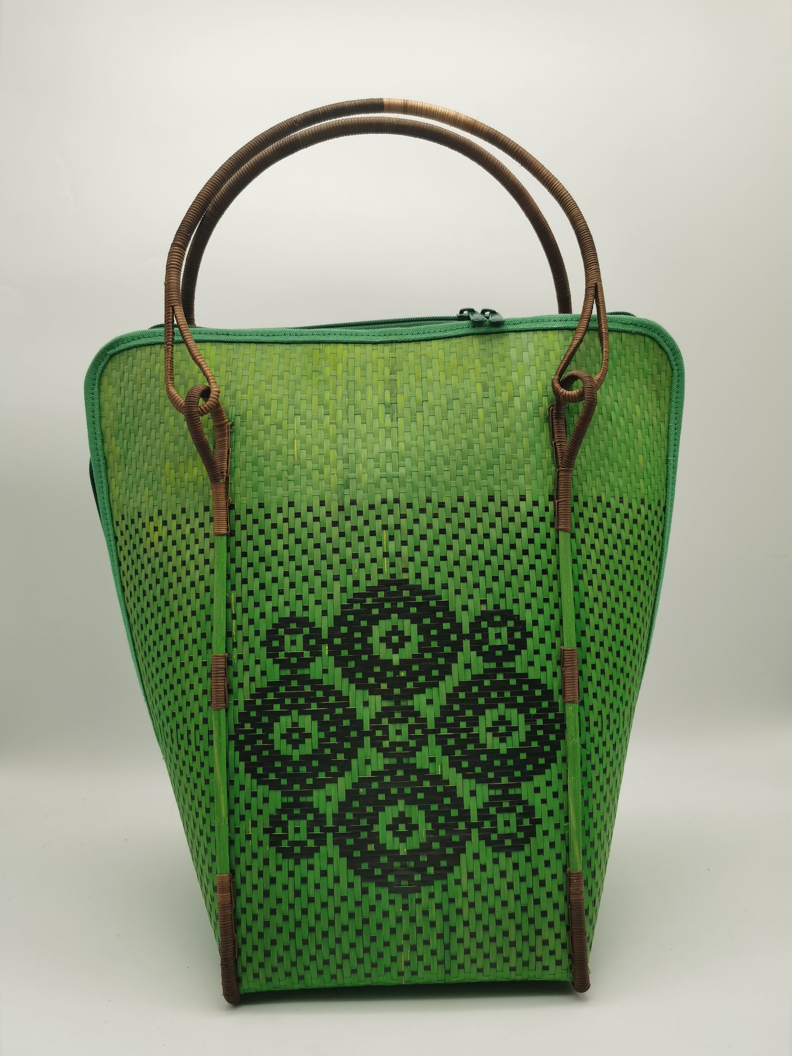 TINATAPAI GREEN TIKALIS BAG