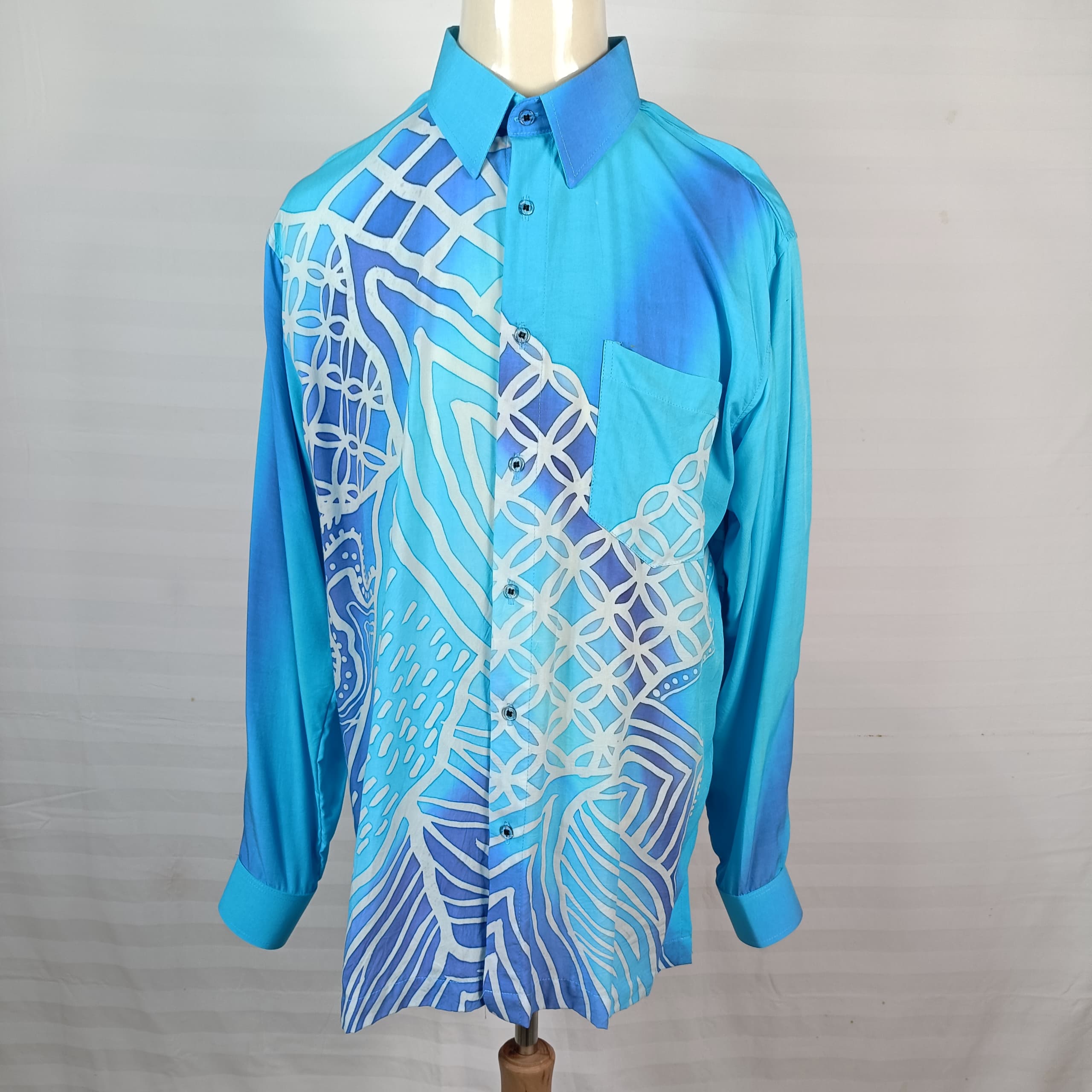 LONG SLEEVE BATIK MEN SHIRT