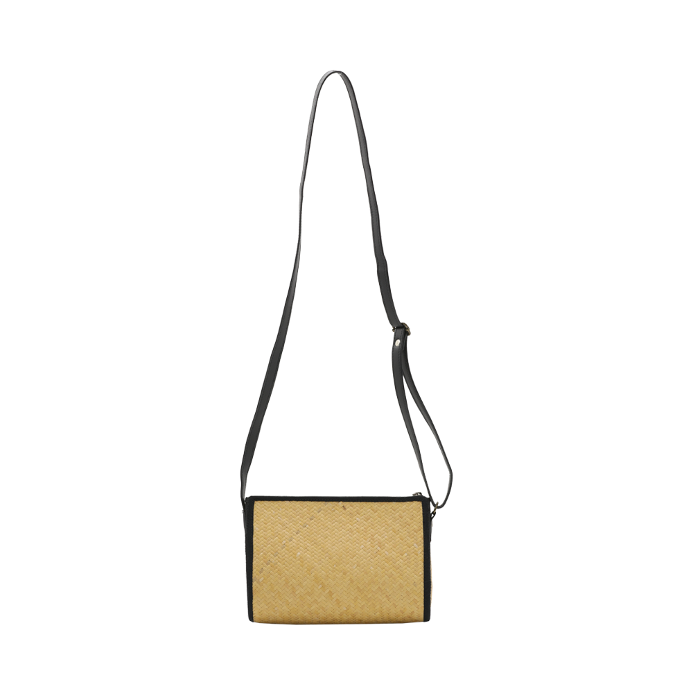 RATTAN WEAVING SLING BAG