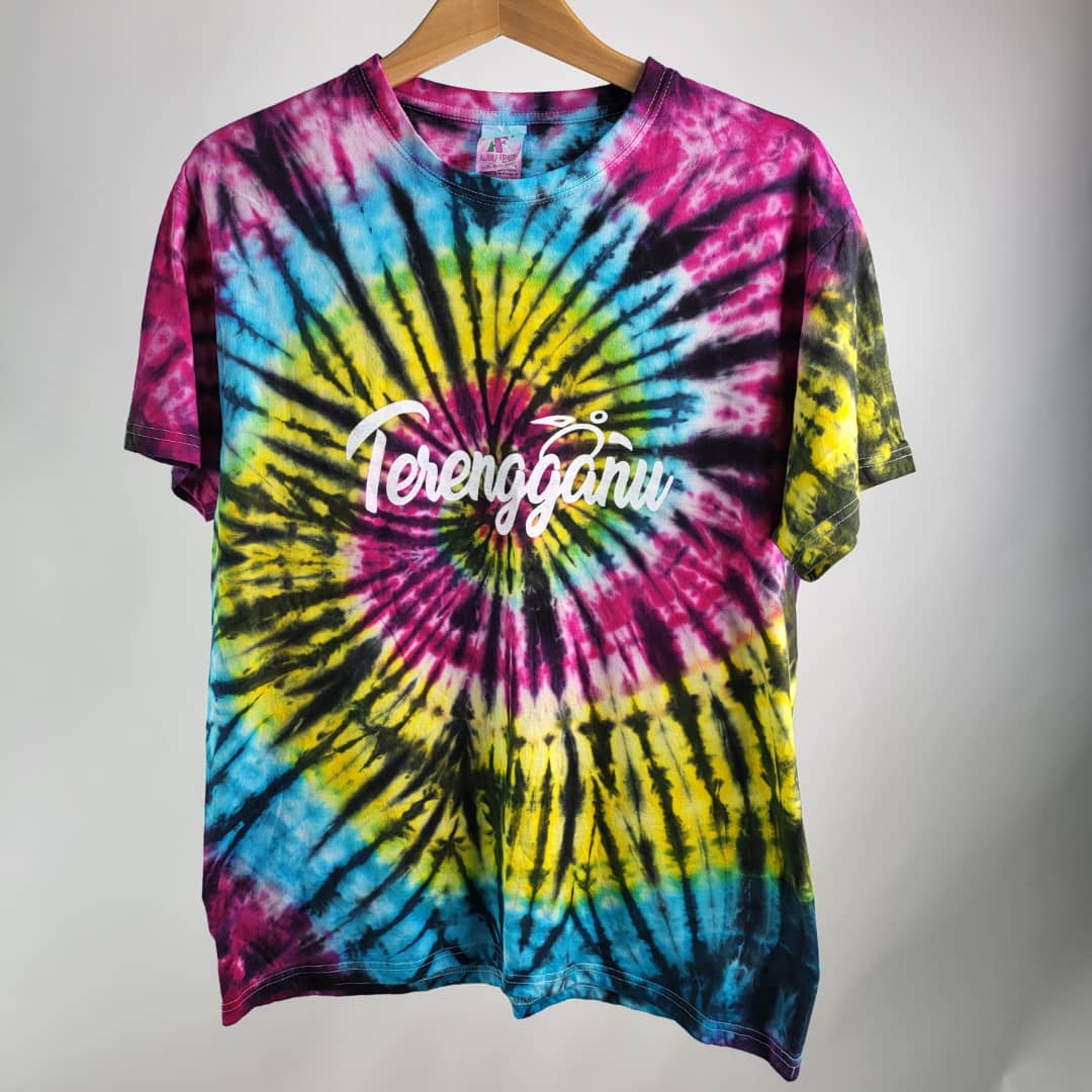 T SHIRT TYE & DYE