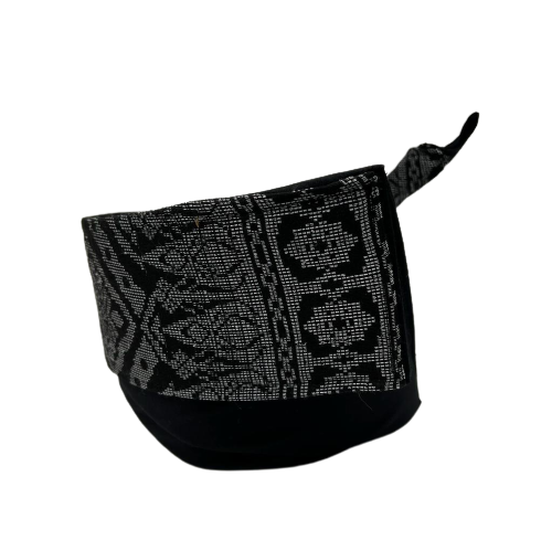 TANJAK HITAM DAN EMAS