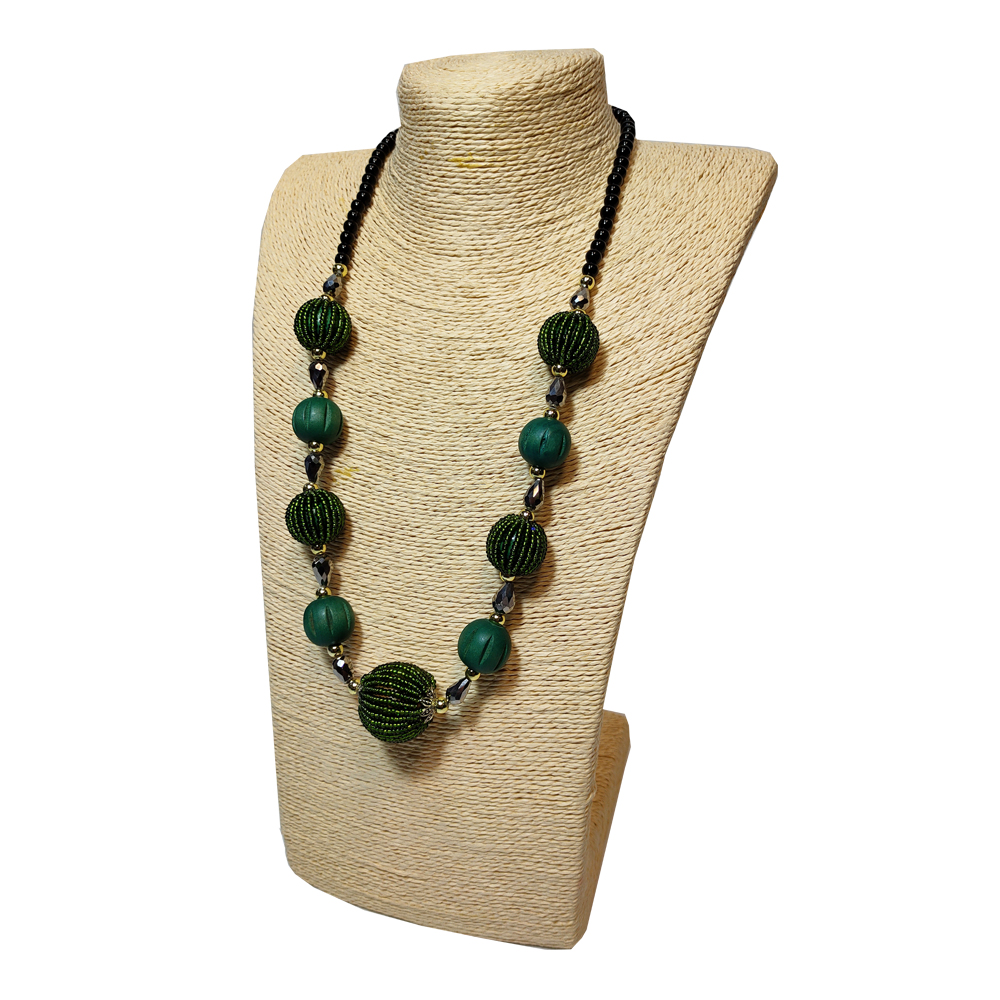 GREEN COLAMANSI NECKLACE