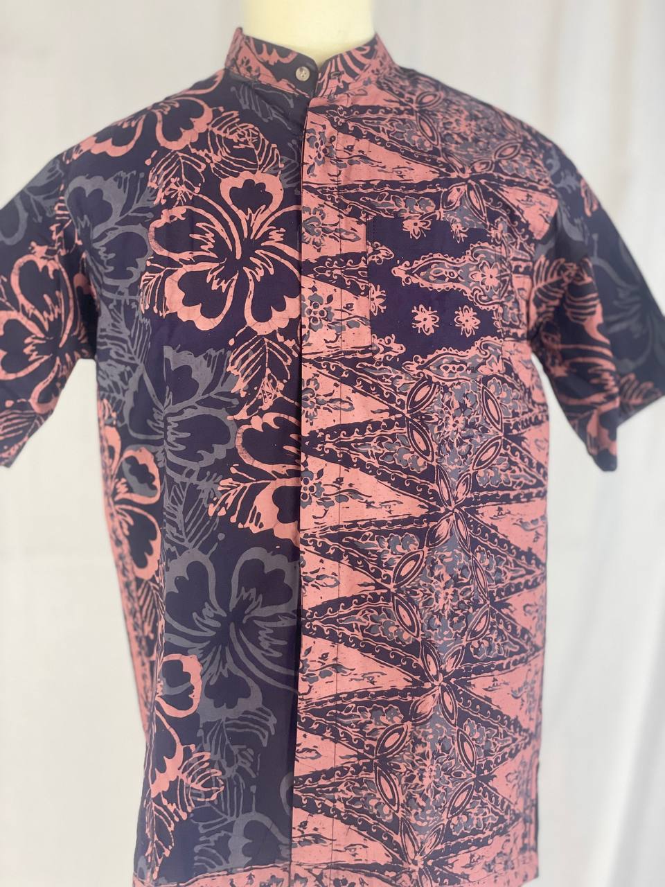 KEMEJA LELAKI LENGAN PENDEK BATIK