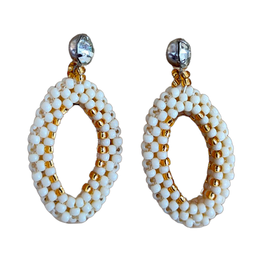OVAL CREAM  EARRING