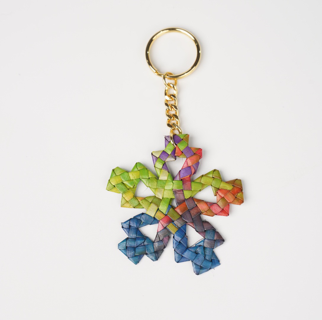 MAH MERI PANDANUS WEAVING KEYCHAIN
