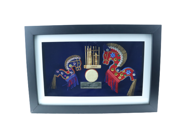 FRAME KUDA KEPANG DAN ALAT MUZIK