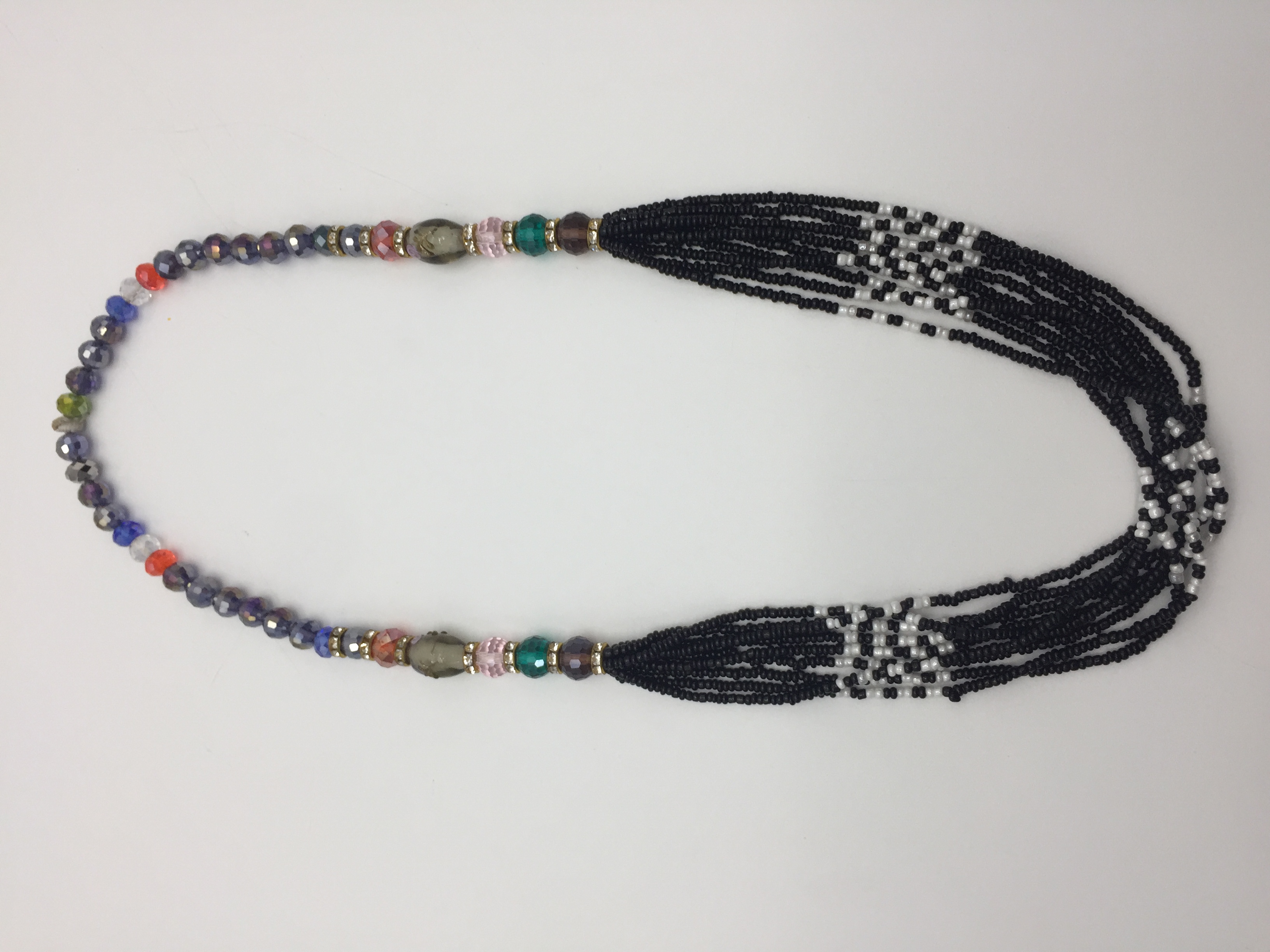 CRYSTAL JUNTAI BLACK NECKLACE