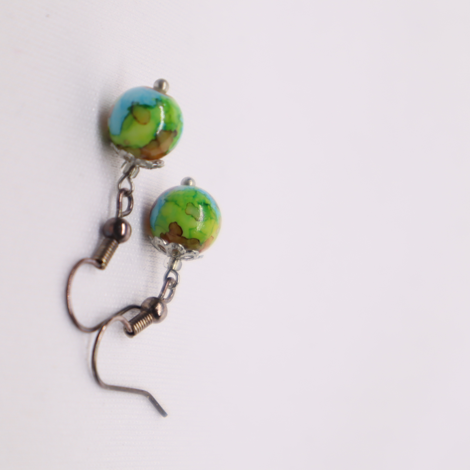ANTING GLASS BEADS