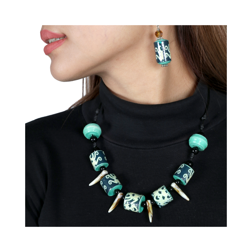 SARAWAK PAPER BEADS NECKLACE