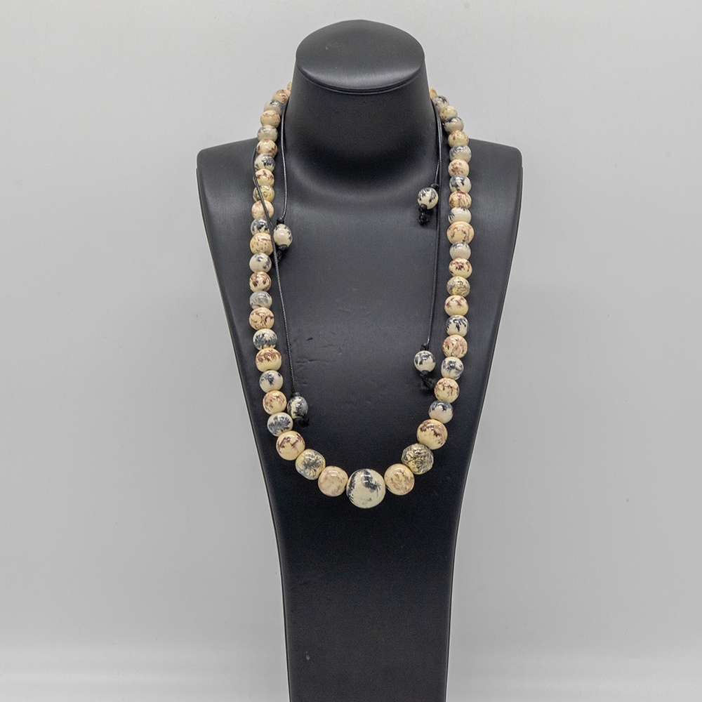 CERAMIC NECKLACE