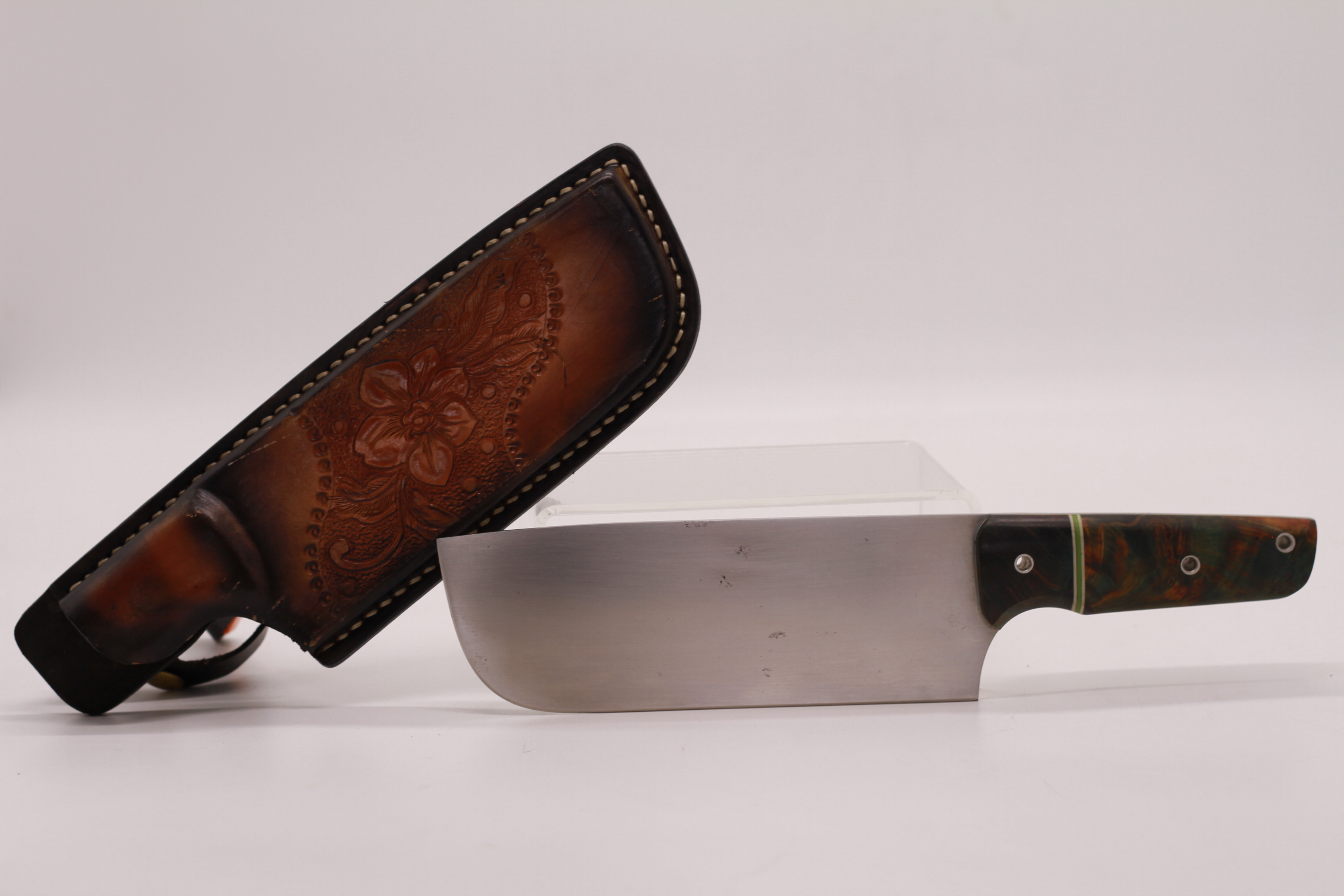 PARANG TRADISIONAL (SARUNG KULIT)