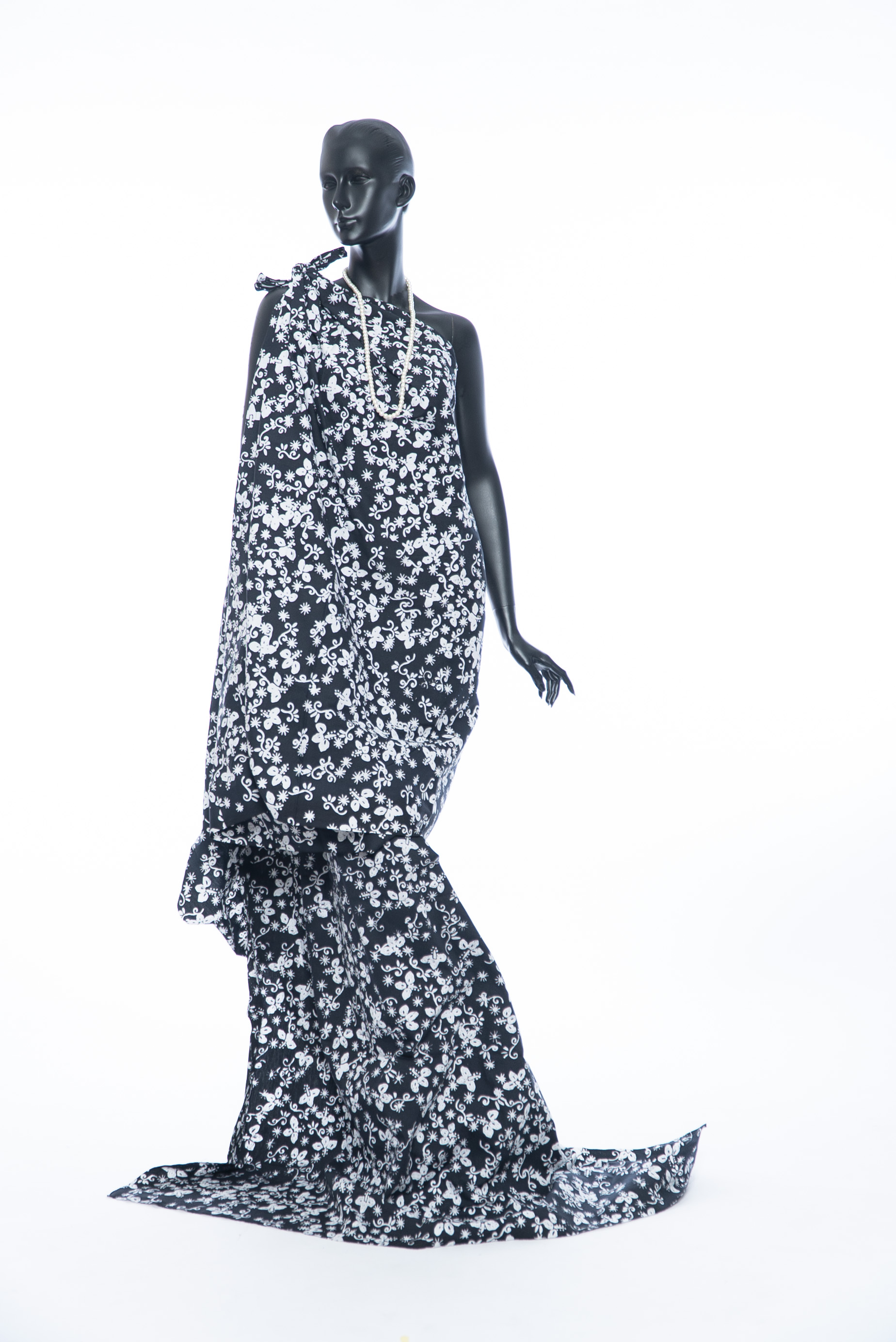 KAIN PASANG (BLACK & WHITE)