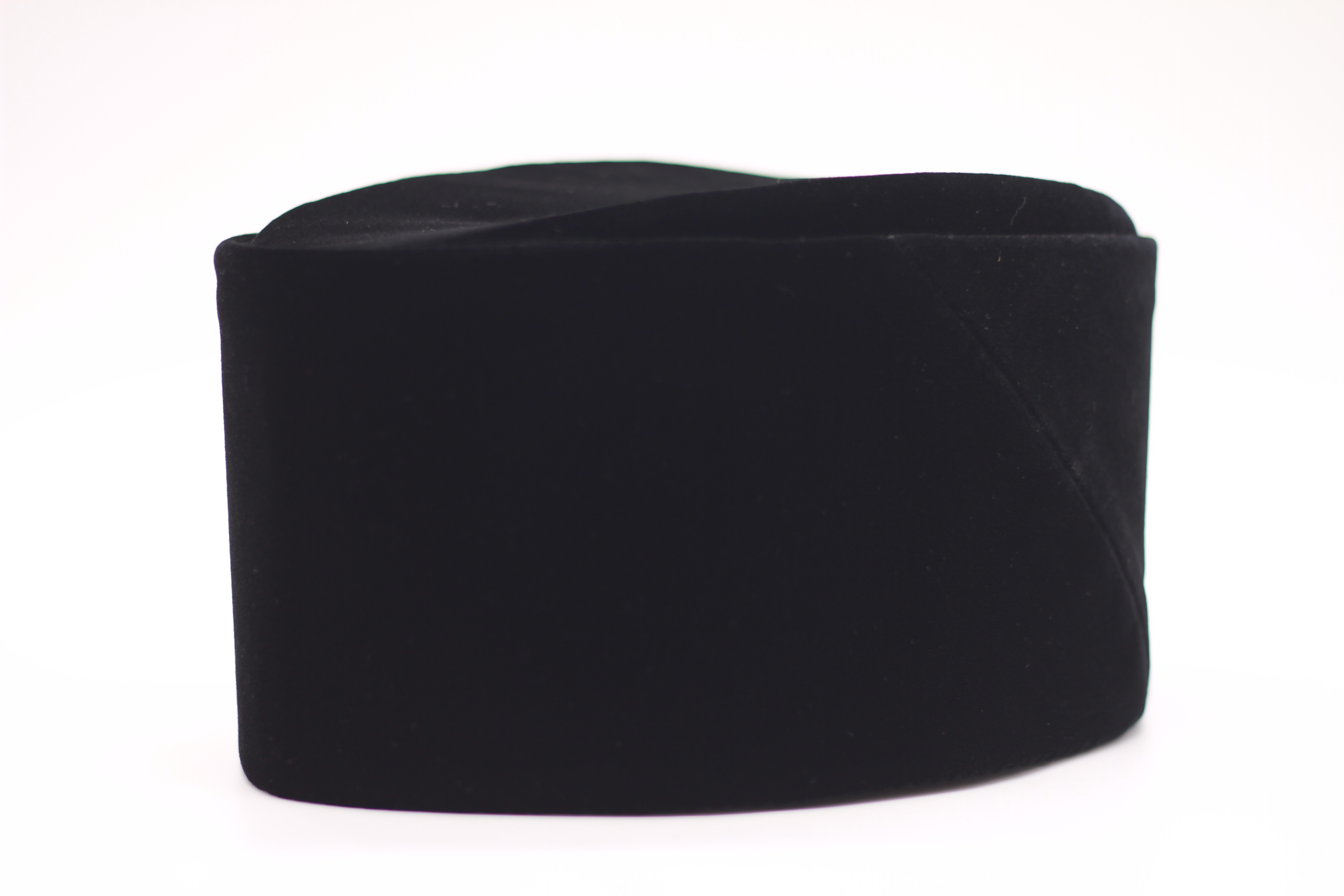 SONGKOK DEWASA (CROWN EMAS) 5" SAIZ (22 1/4)