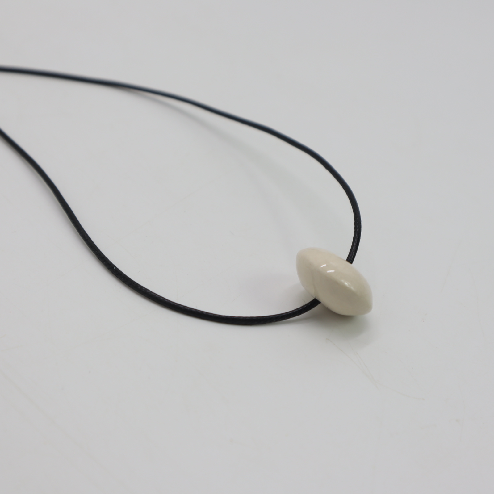 RANTAI LOKET SERAMIK