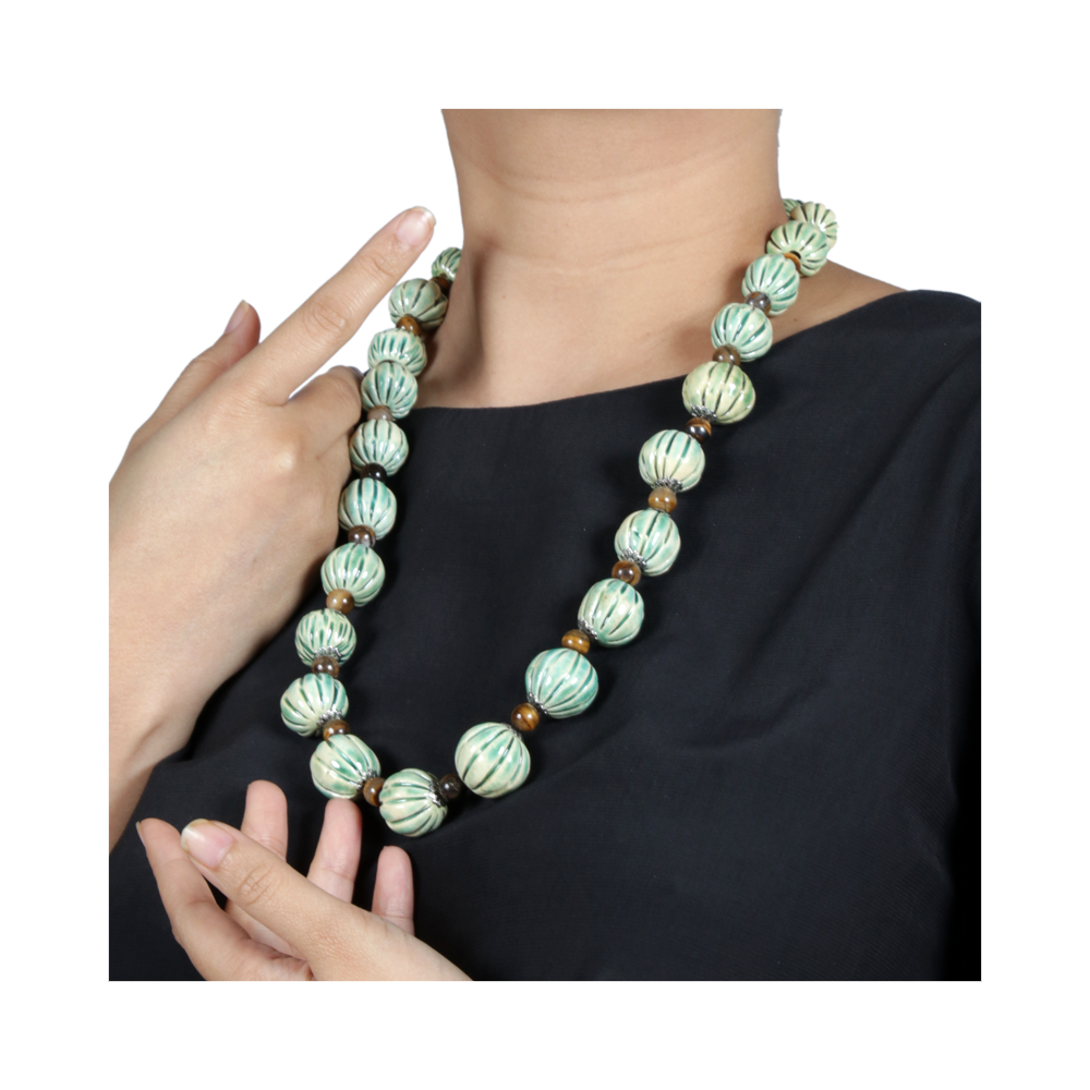 SARAWAK BEADS NECKLACE