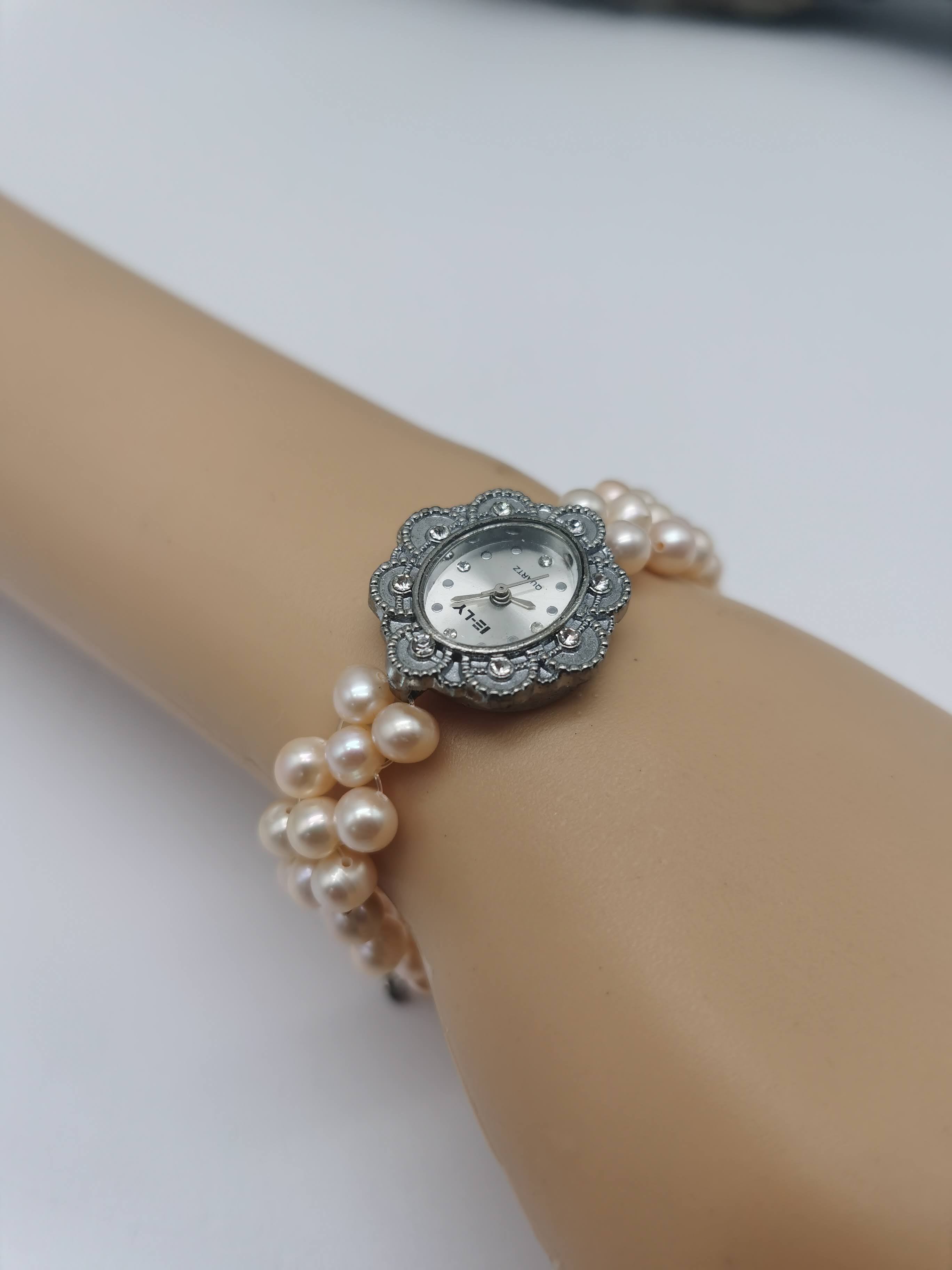 JAM TANGAN WANITA BUNGA BUJUR PEACH