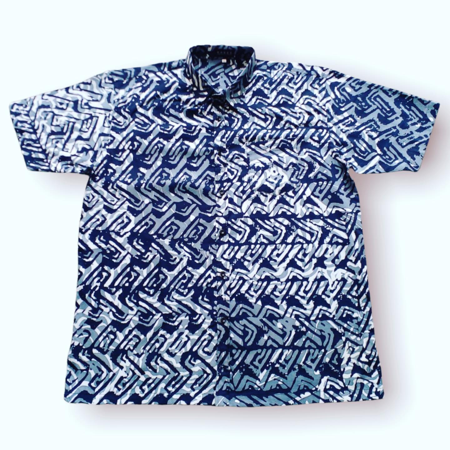 MEN SHIRT SHORT SLEEVE