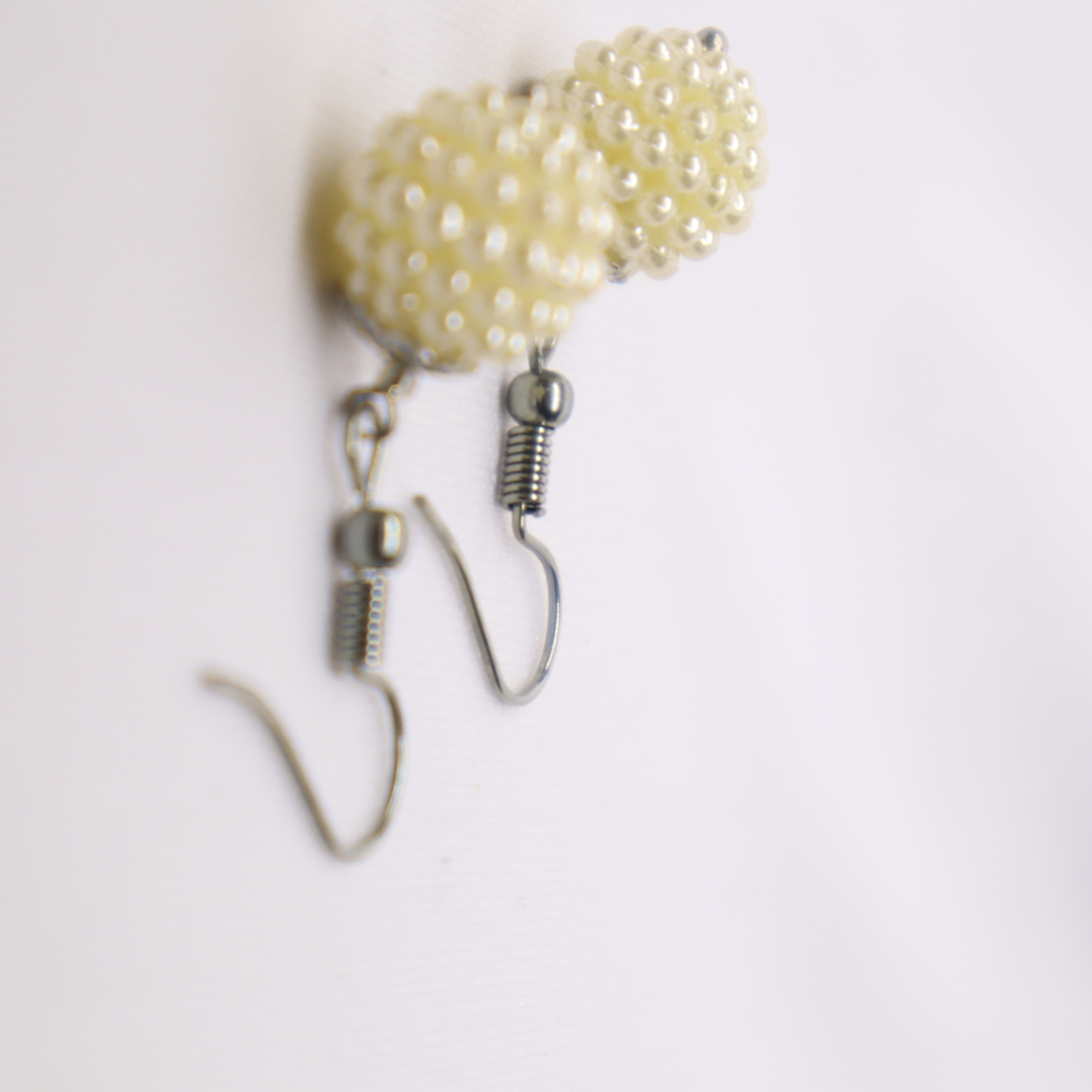 STONE EARRINGS