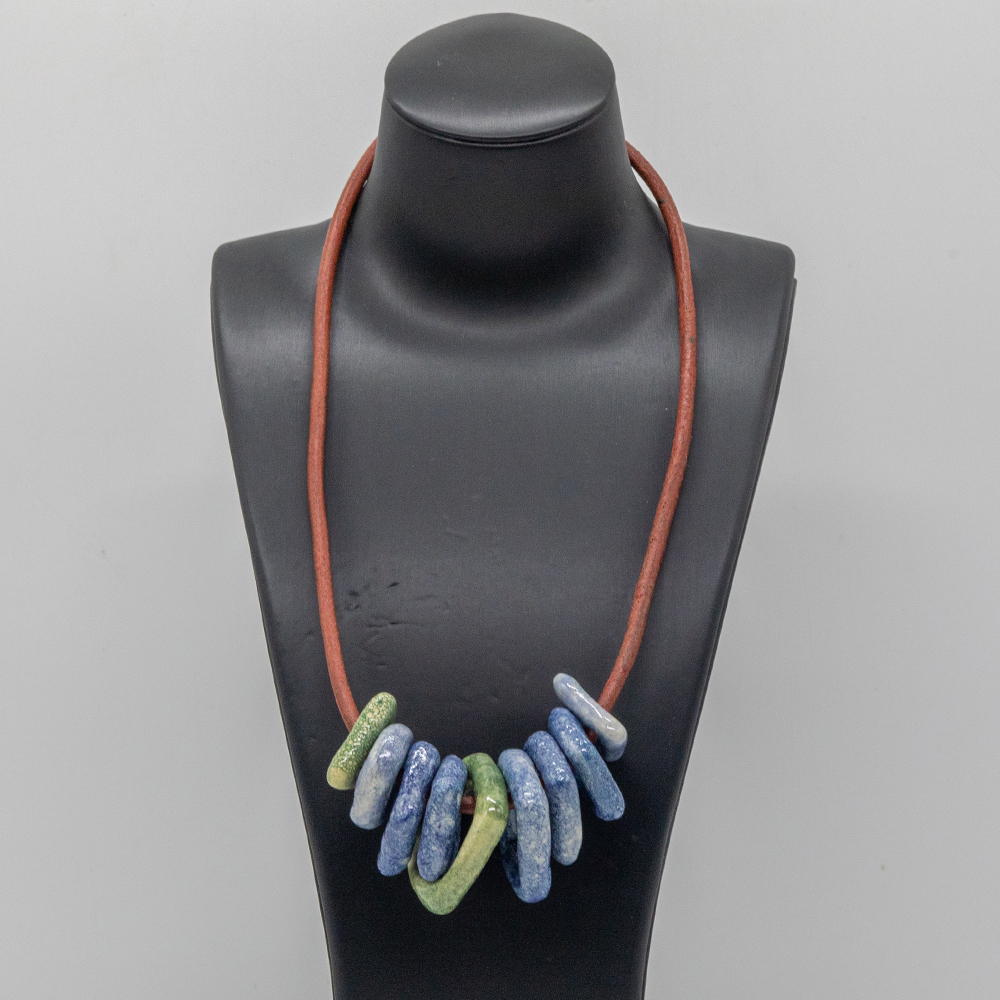 CERAMIC NECKLACE