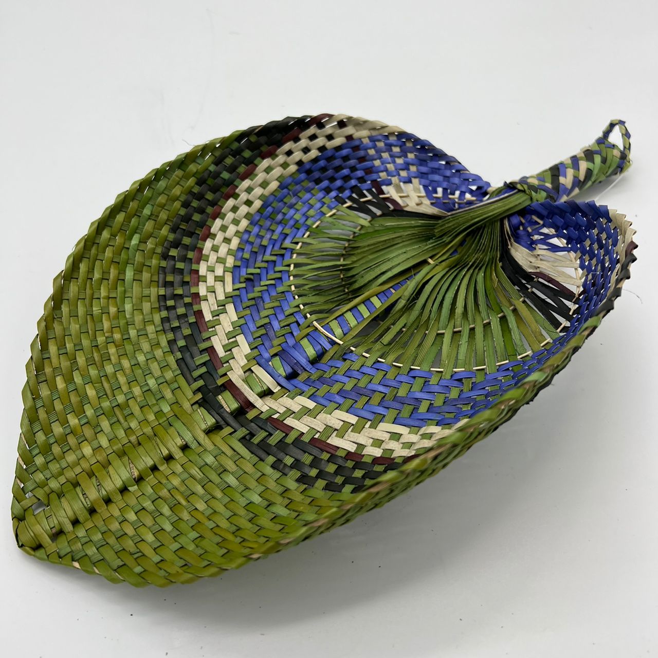 KIPAS ANYAMAN MENGKUANG