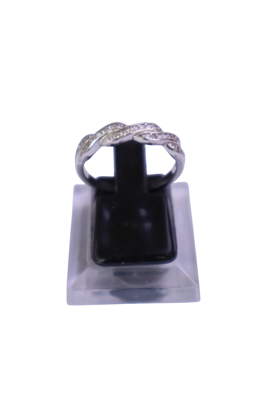 WHITE SWISS BRAID RING