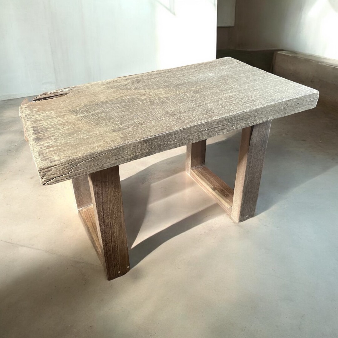 RUSTIC COFFEE TABLE