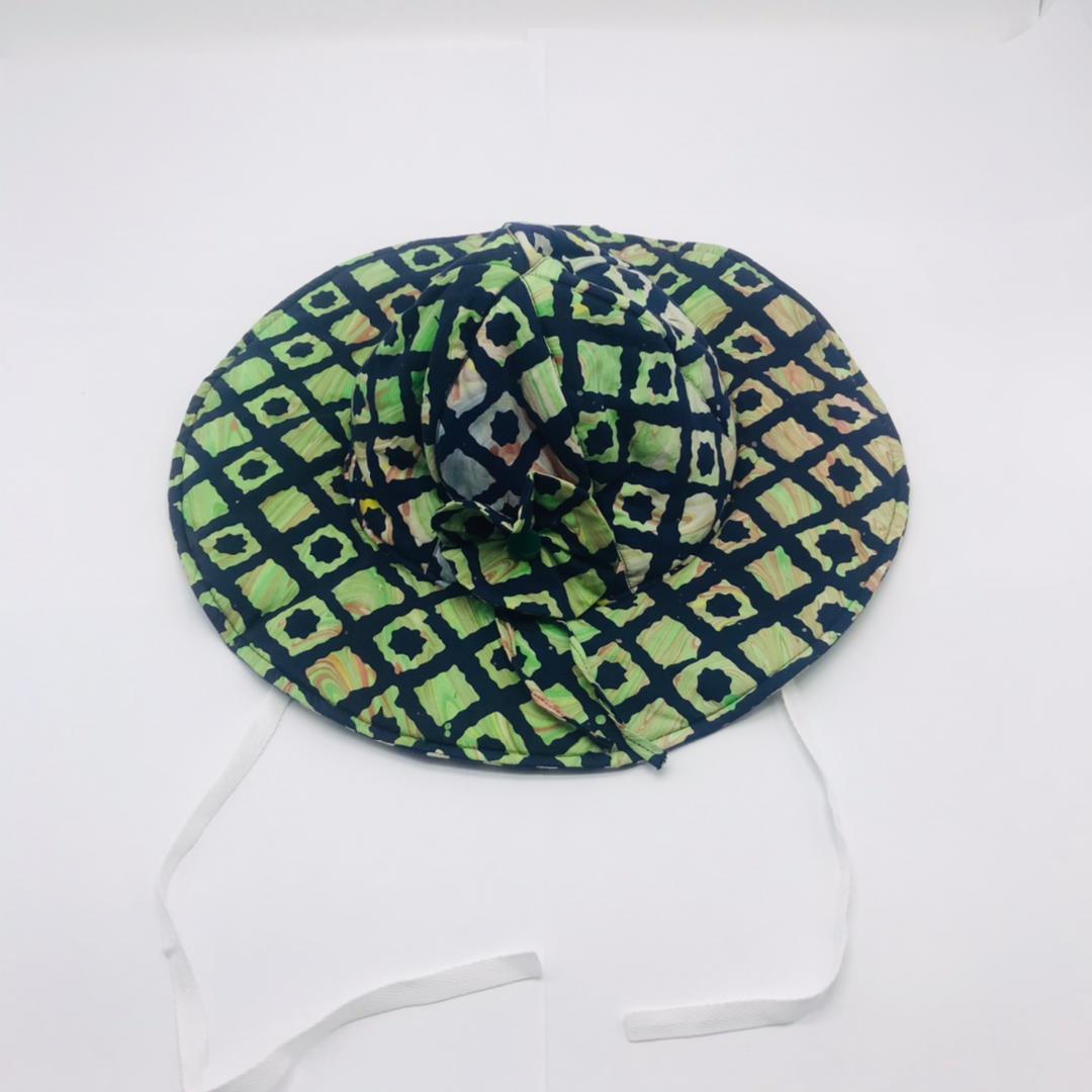 TOPI BATIK