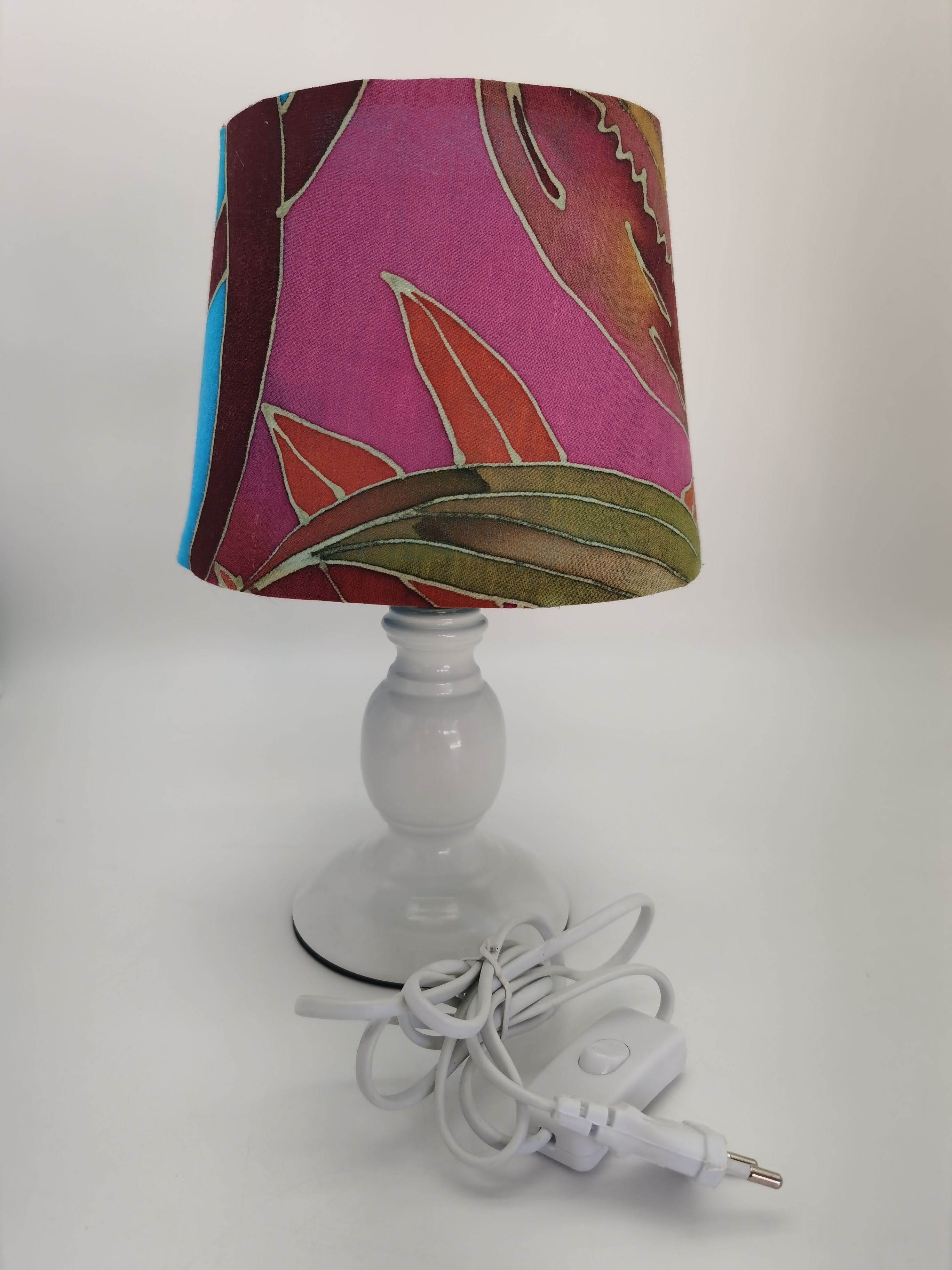 LAMPSHADE BATIK - MOTIF PITCHER PLANT