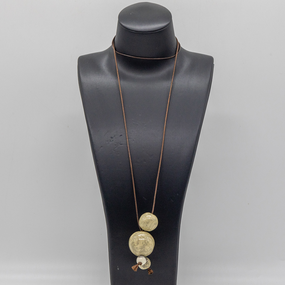 CERAMIC NECKLACE