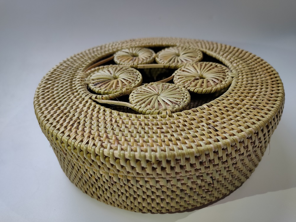 TINOMPOK BERMOTIF BUNGA