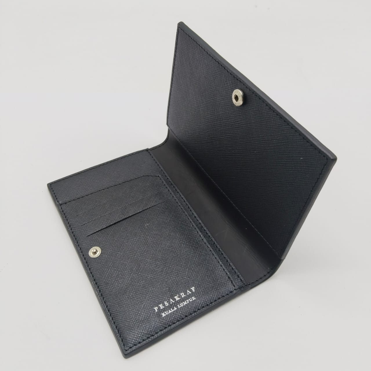 VERTICAL WALLET