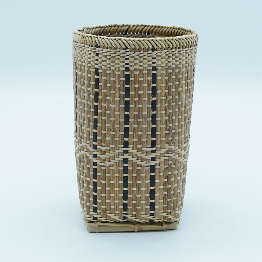 PENCIL HOLDER ROTAN