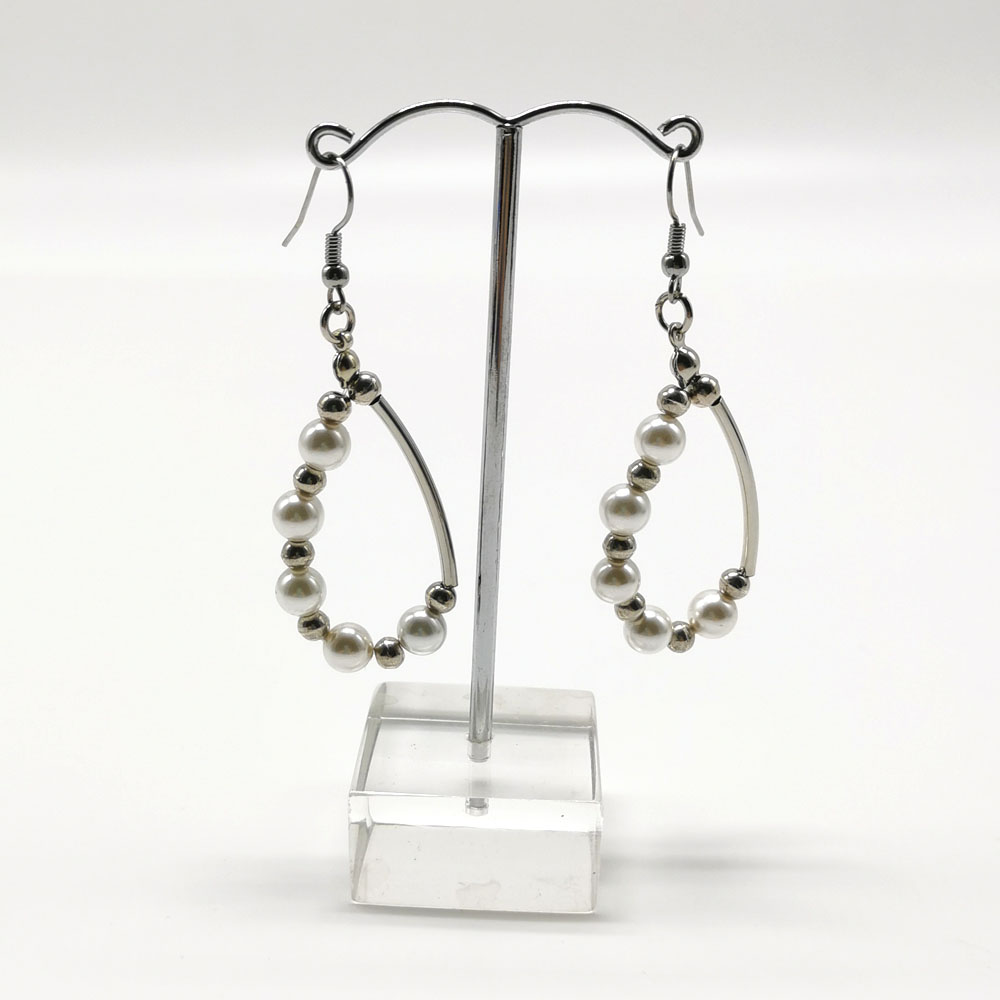 MULTIPLE PEARL TUBE EARRINGS