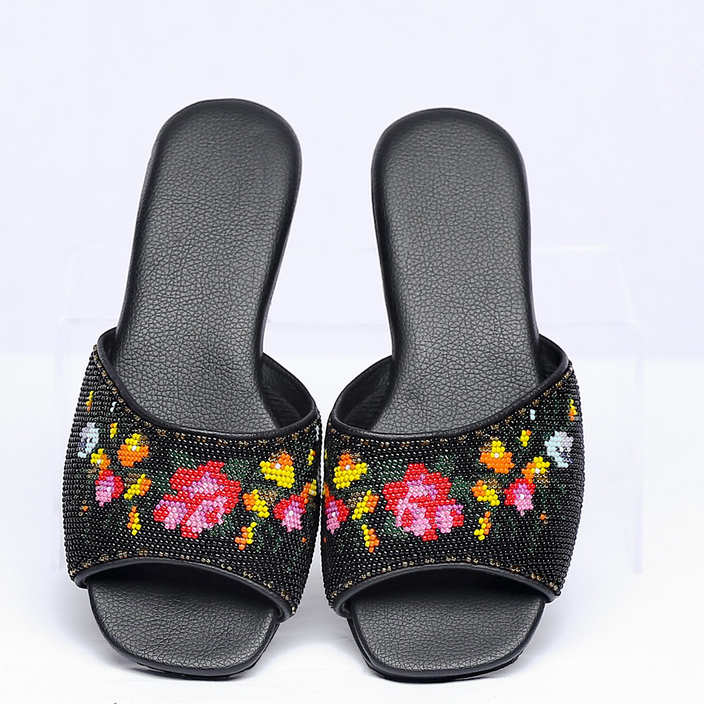 (PRE-ORDER) KASUT MANIK  TERBUKA DEPAN  SAIZ 5 (MANIK HALUS)