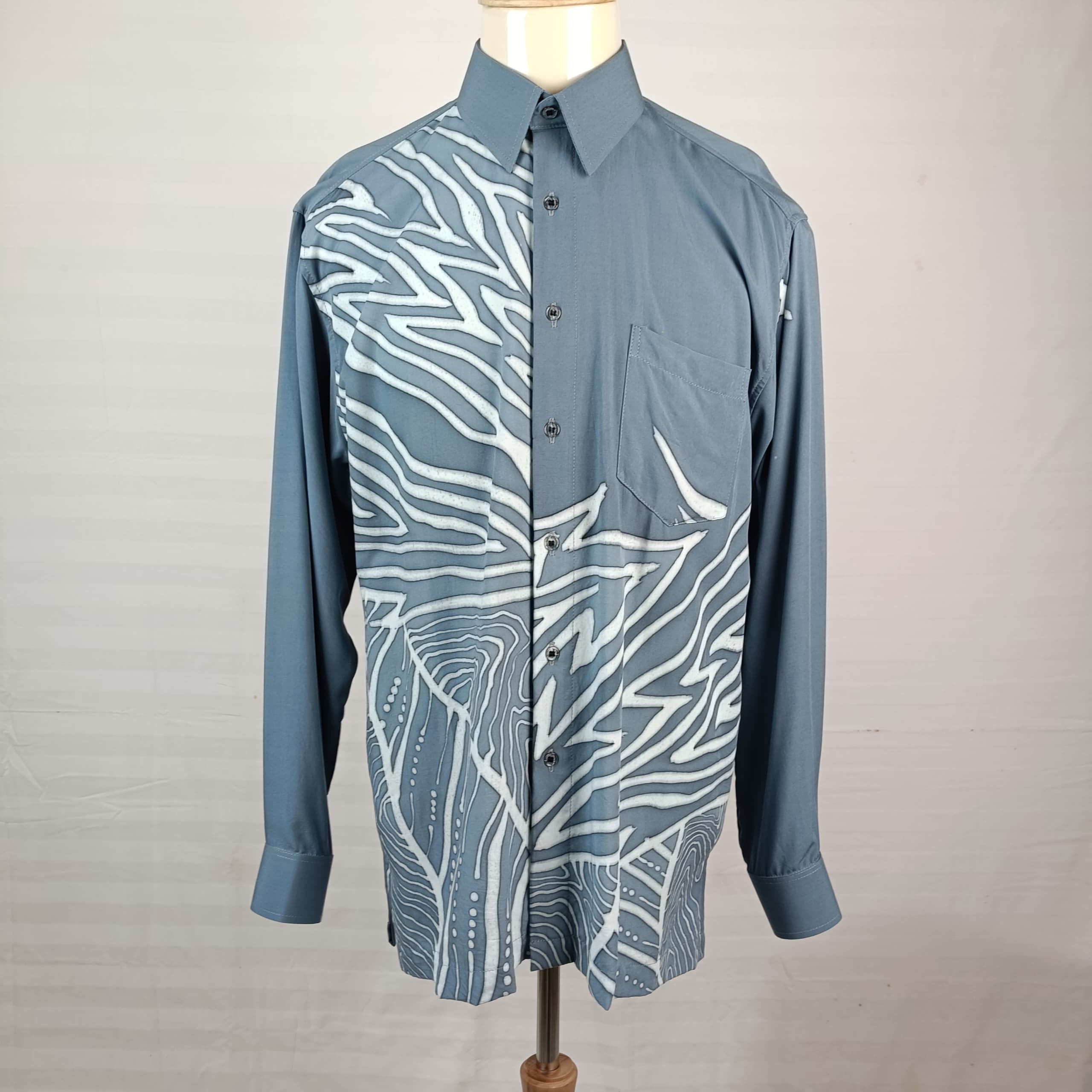 LONG SLEEVE BATIK MEN SHIRT